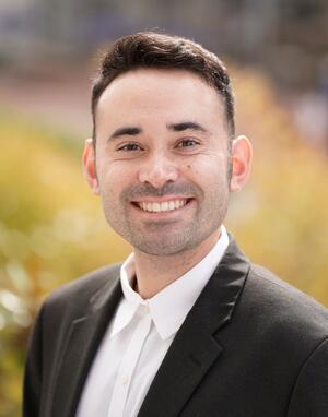 Headshot of Mateo Gomez